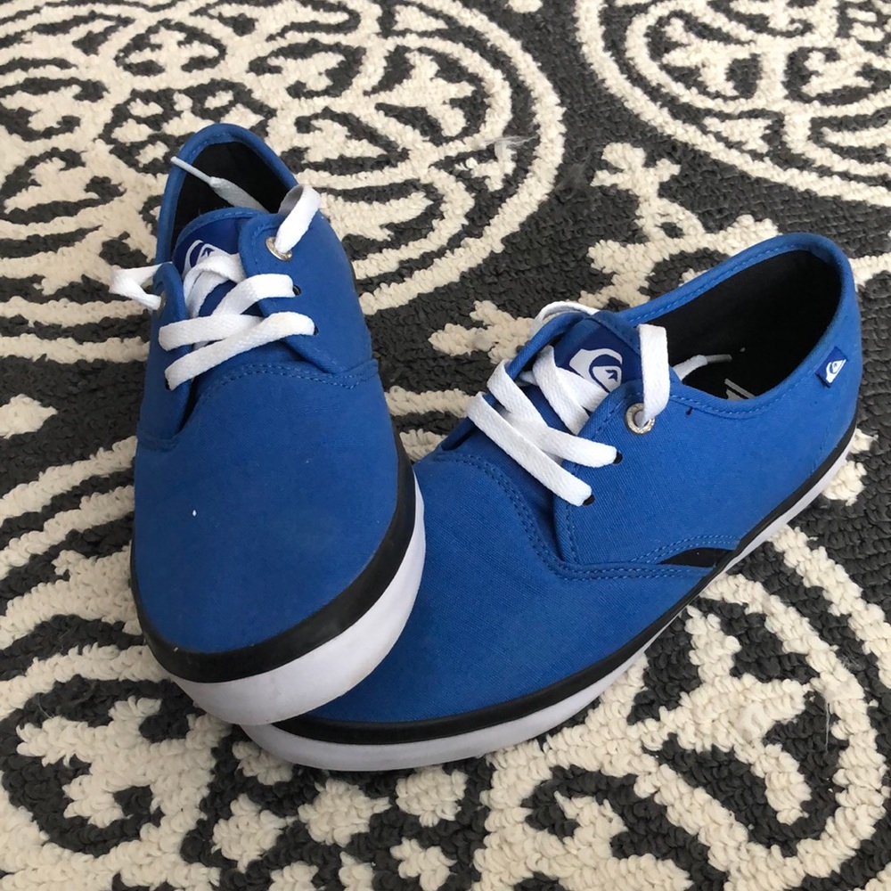 Quicksilver - blue size 7